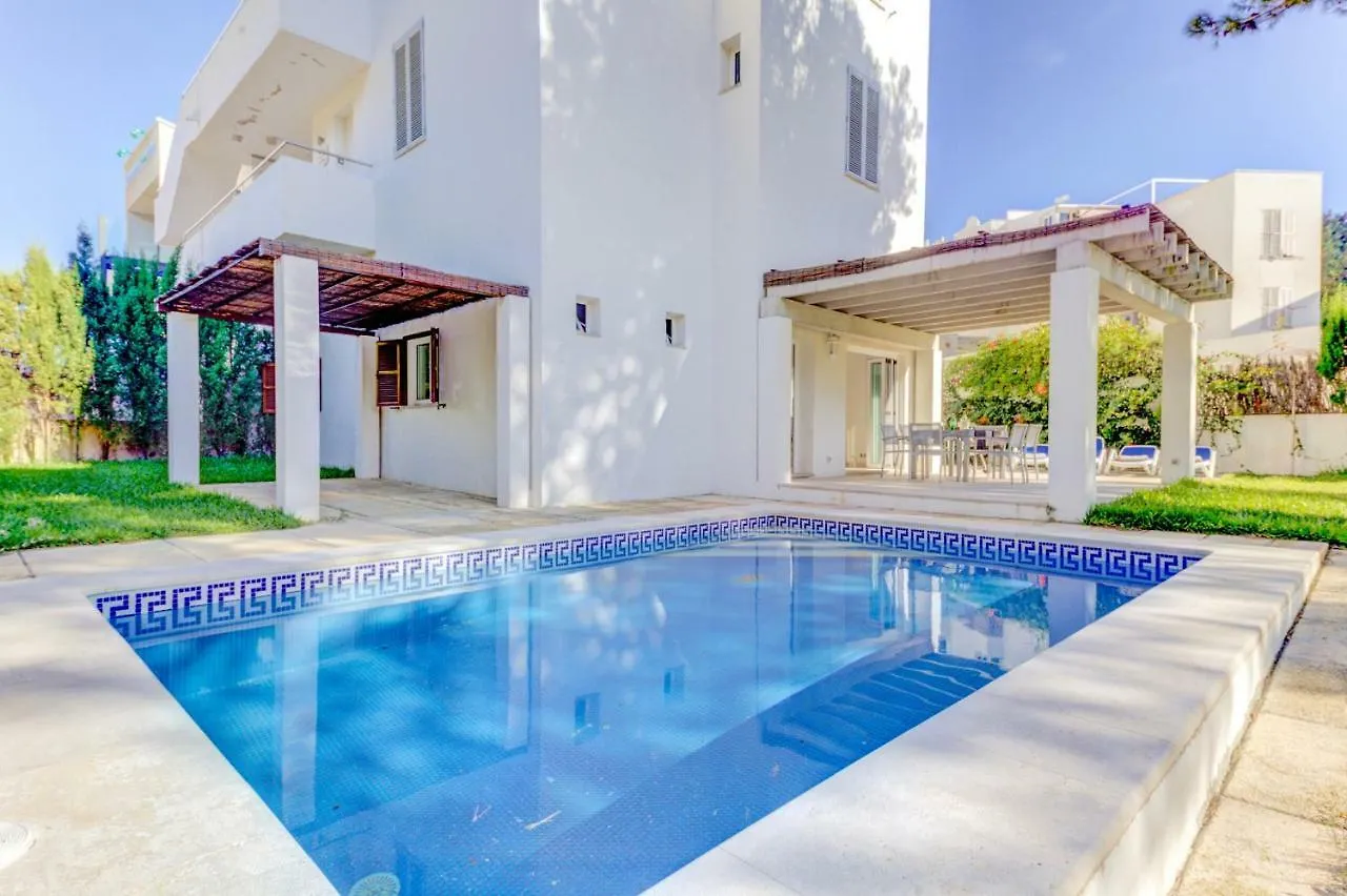Beach Villa Pins By Sealand Villas Cala de Sant Vicenc