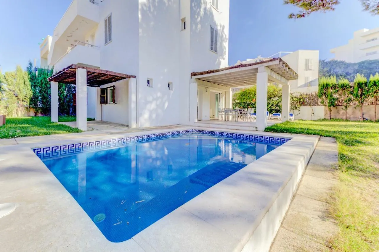 Beach Villa Pins By Sealand Villas Cala de Sant Vicenc